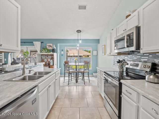 1670 Barnes Avenue NW , Palm Bay, FL 32907 Photo