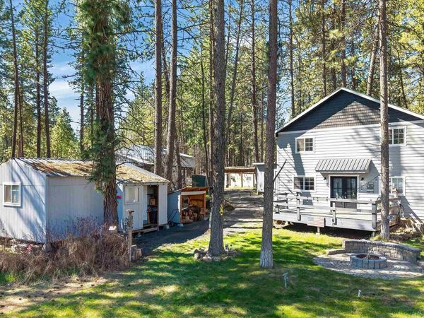 13901 S Clear Lake Way, Cheney, WA 99004