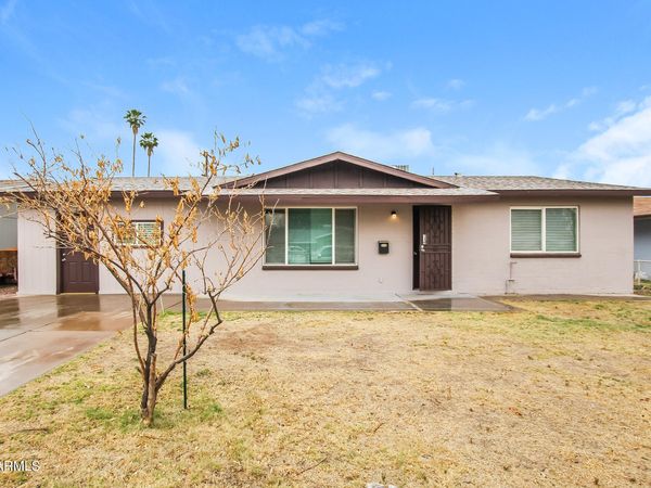 3650 W BERRIDGE Lane, Phoenix, AZ 85019