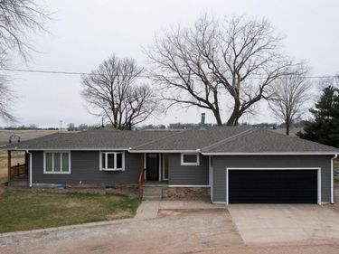 1308 RD 22 Road, Benedict, NE 68316