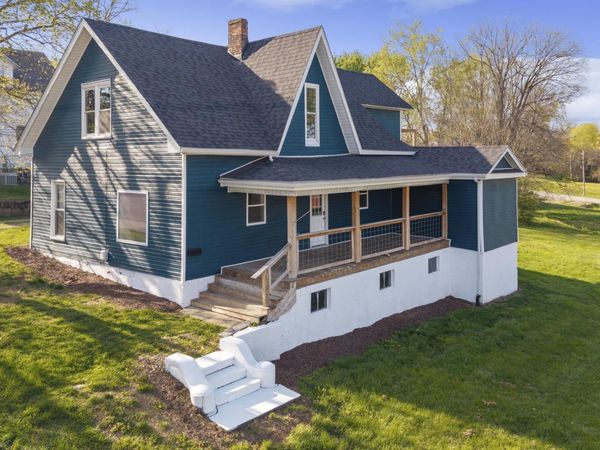 303 W Market Street, Salem, IN 47167