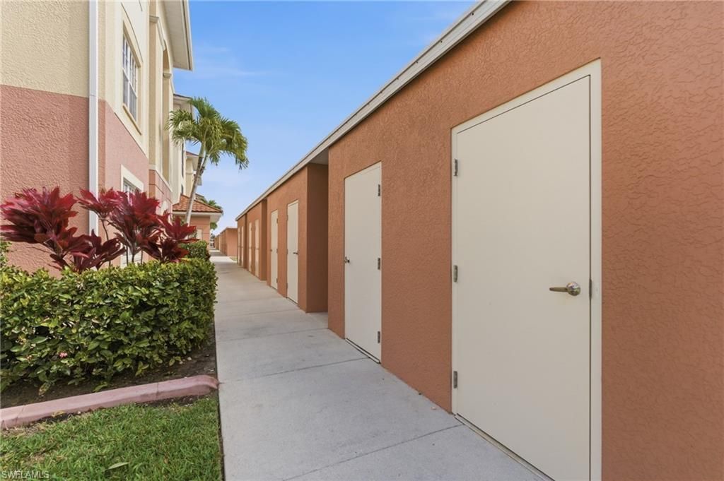 1133 Van Loon Commons Cir, Unit 302, Cape Coral, FL 33909 Photo