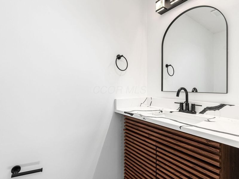 1028 Newfields Lane , Westerville, OH 43081 Photo 37