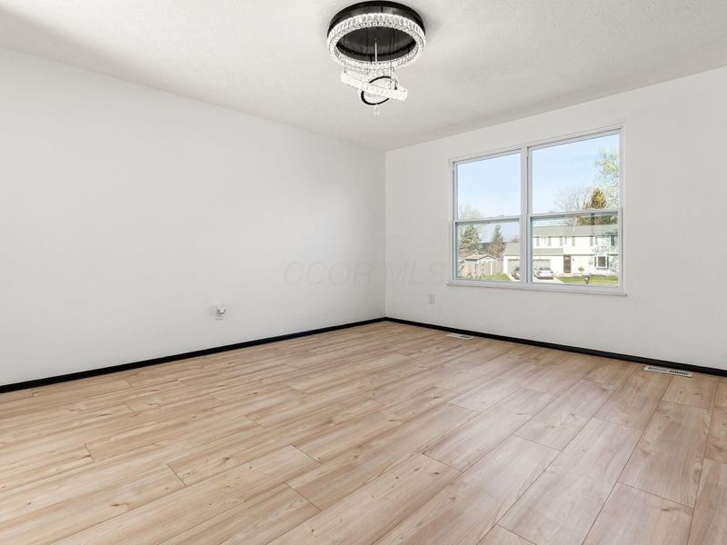 1028 Newfields Lane , Westerville, OH 43081 Photo 8