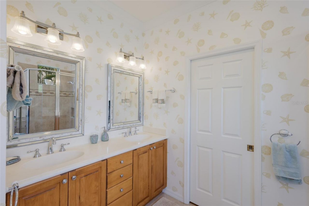 11709 Strandhill Court, Lakewood Ranch, FL 34202 Photo