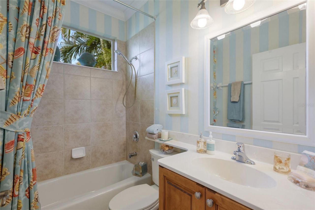 11709 Strandhill Court, Lakewood Ranch, FL 34202 Photo