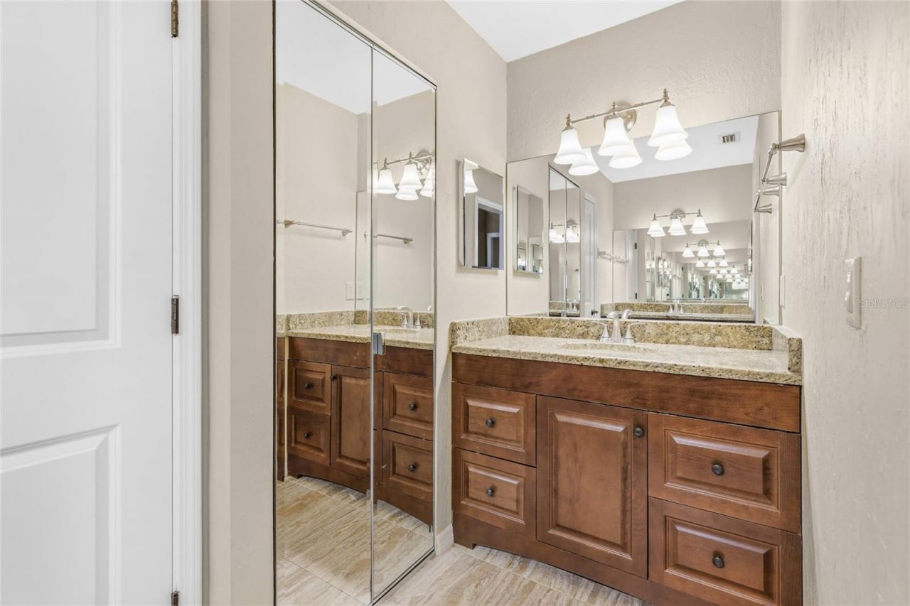 5272 Box Turtle Circle, Sarasota, FL 34232 Photo