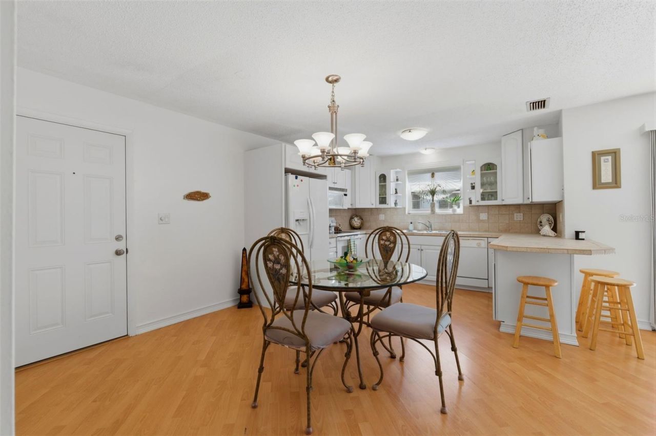 3810 37th Street S, Unit 63, Saint Petersburg, FL 33711 Photo