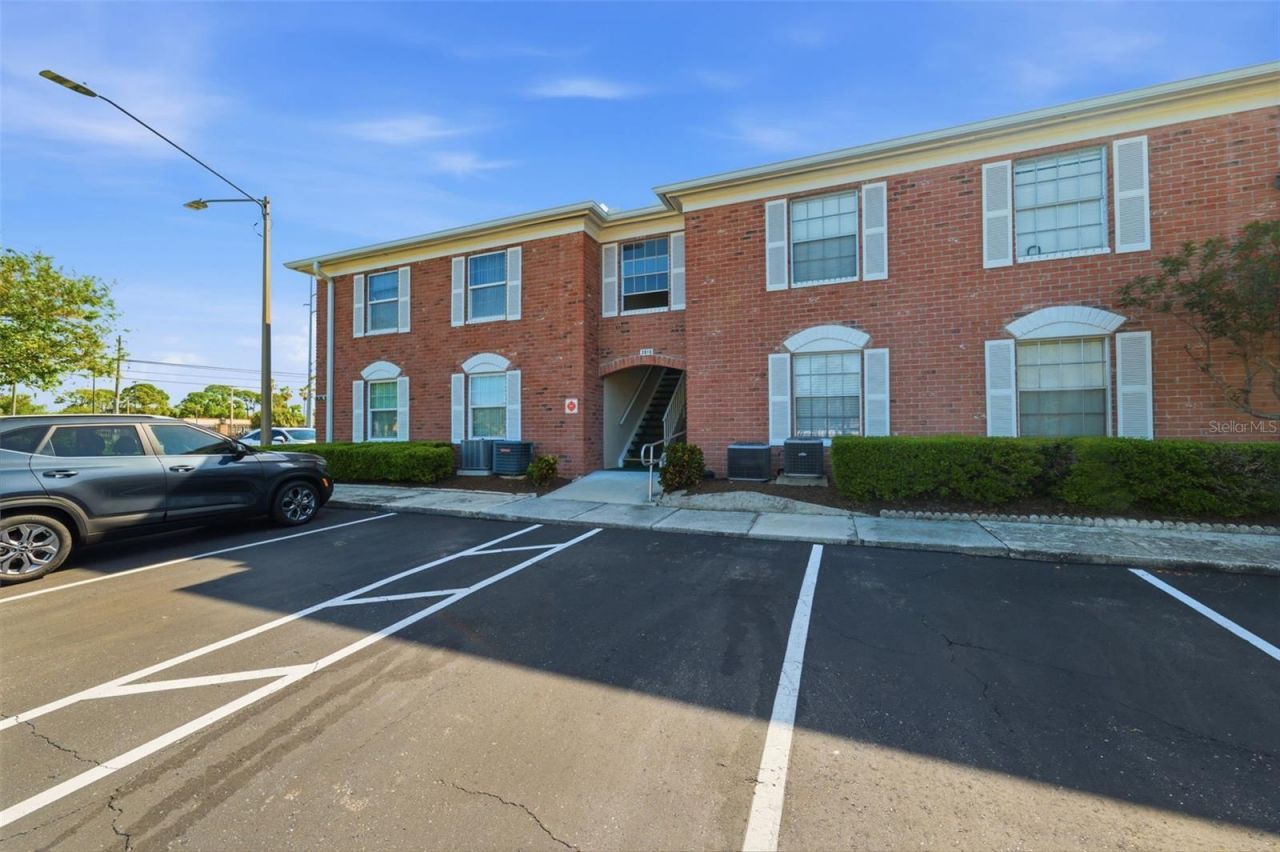 3810 37th Street S, Unit 63, Saint Petersburg, FL 33711 Photo