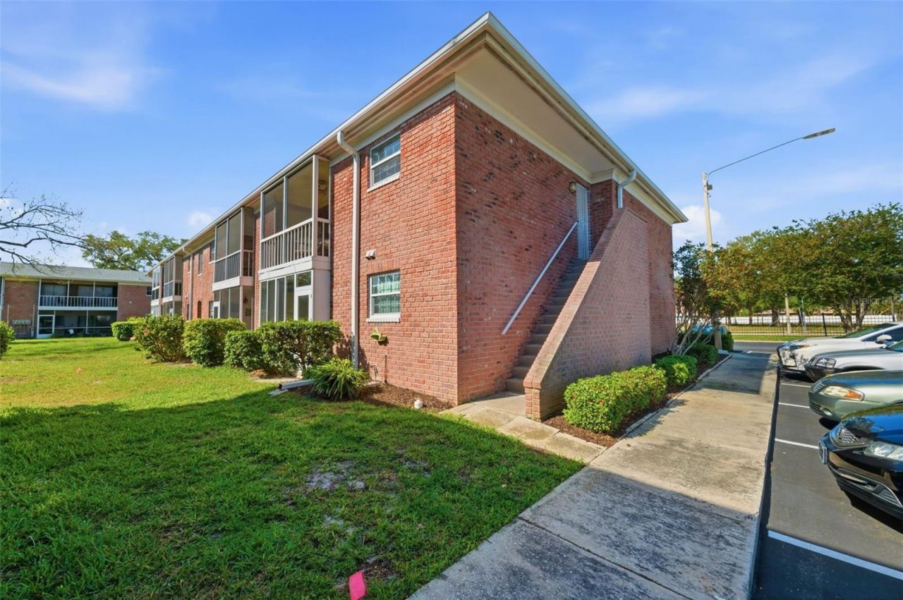 3810 37th Street S, Unit 63, Saint Petersburg, FL 33711 Photo