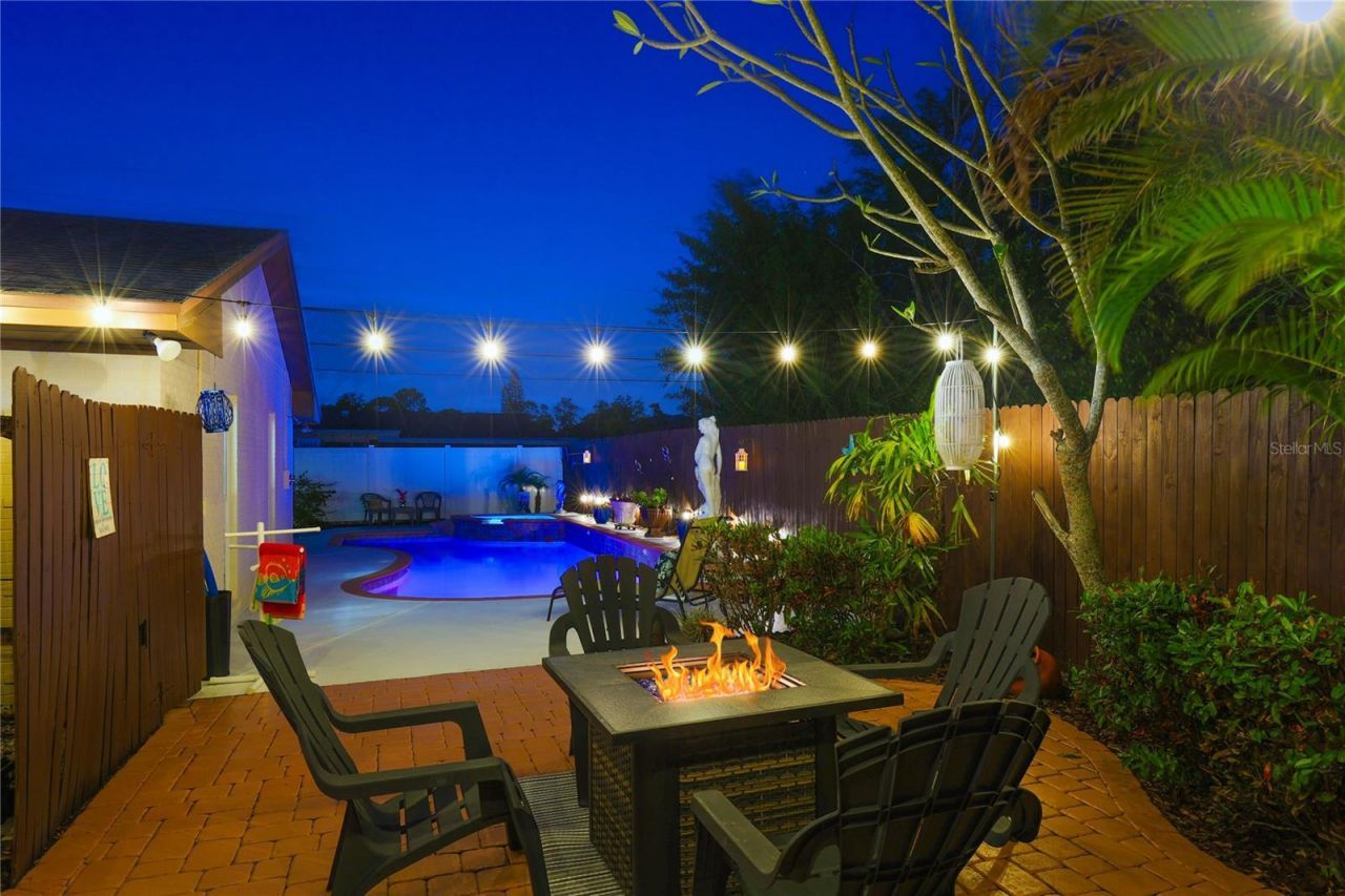 8233 Forest Circle, Seminole, FL 33776 Photo