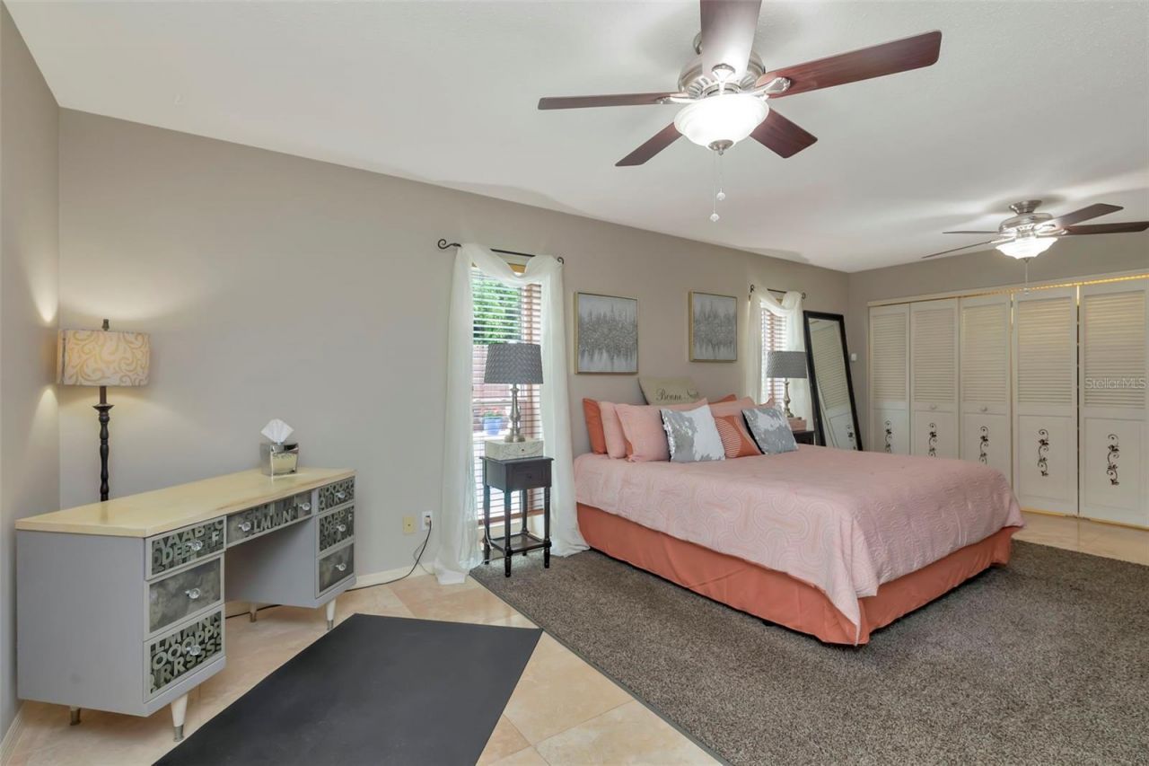 8233 Forest Circle, Seminole, FL 33776 Photo