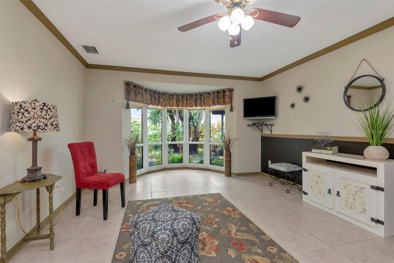 8233 Forest Circle, Seminole, FL 33776 Photo