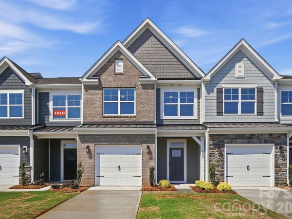 207 Viburnum Road, Waxhaw, NC 28173