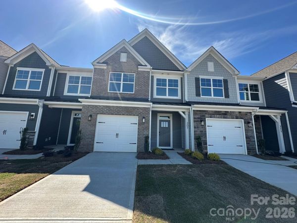 207 Viburnum Road , Waxhaw, NC 28173
