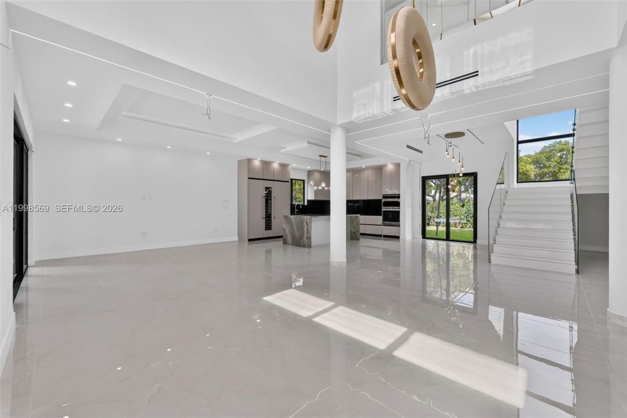 9833 N Miami Ave, Miami Shores, FL 33150 Photo