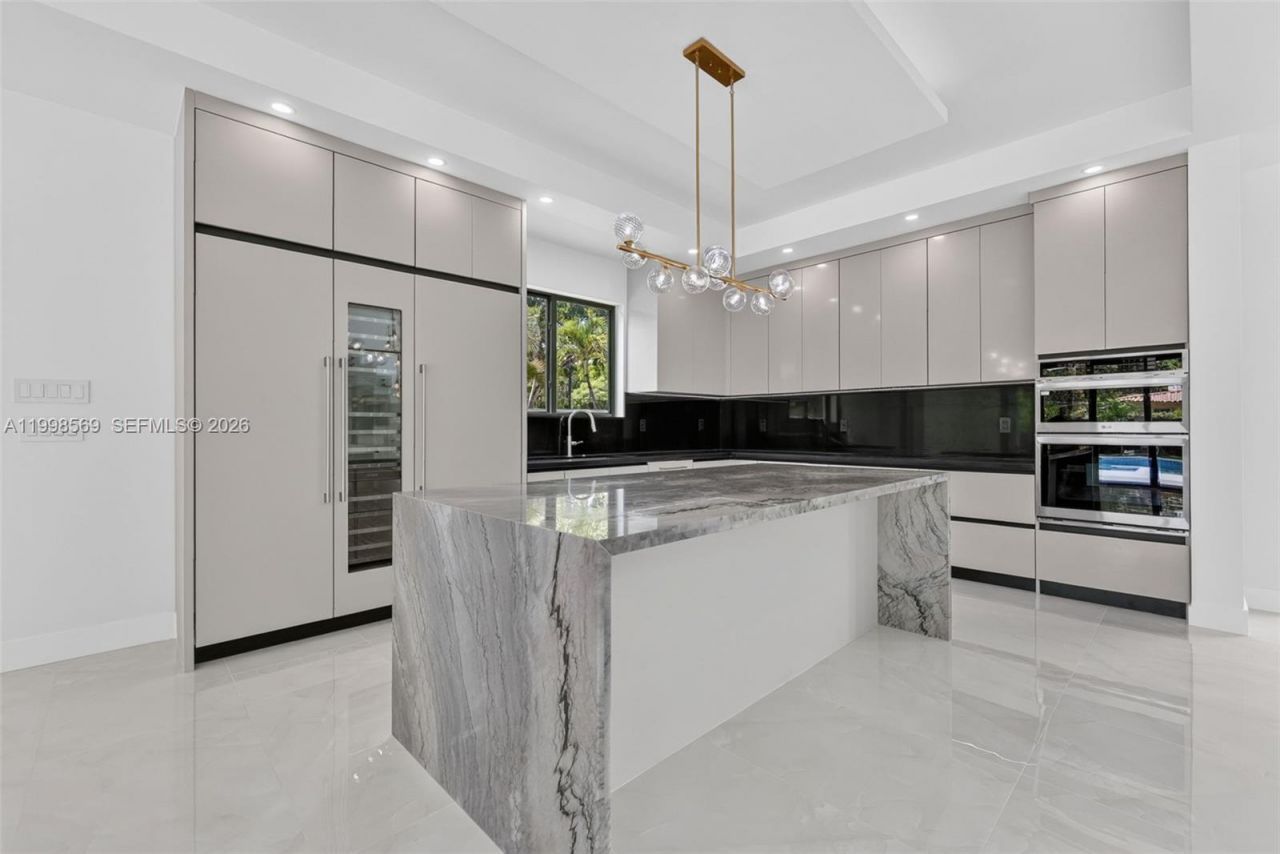 9833 N Miami Ave, Miami Shores, FL 33150 Photo