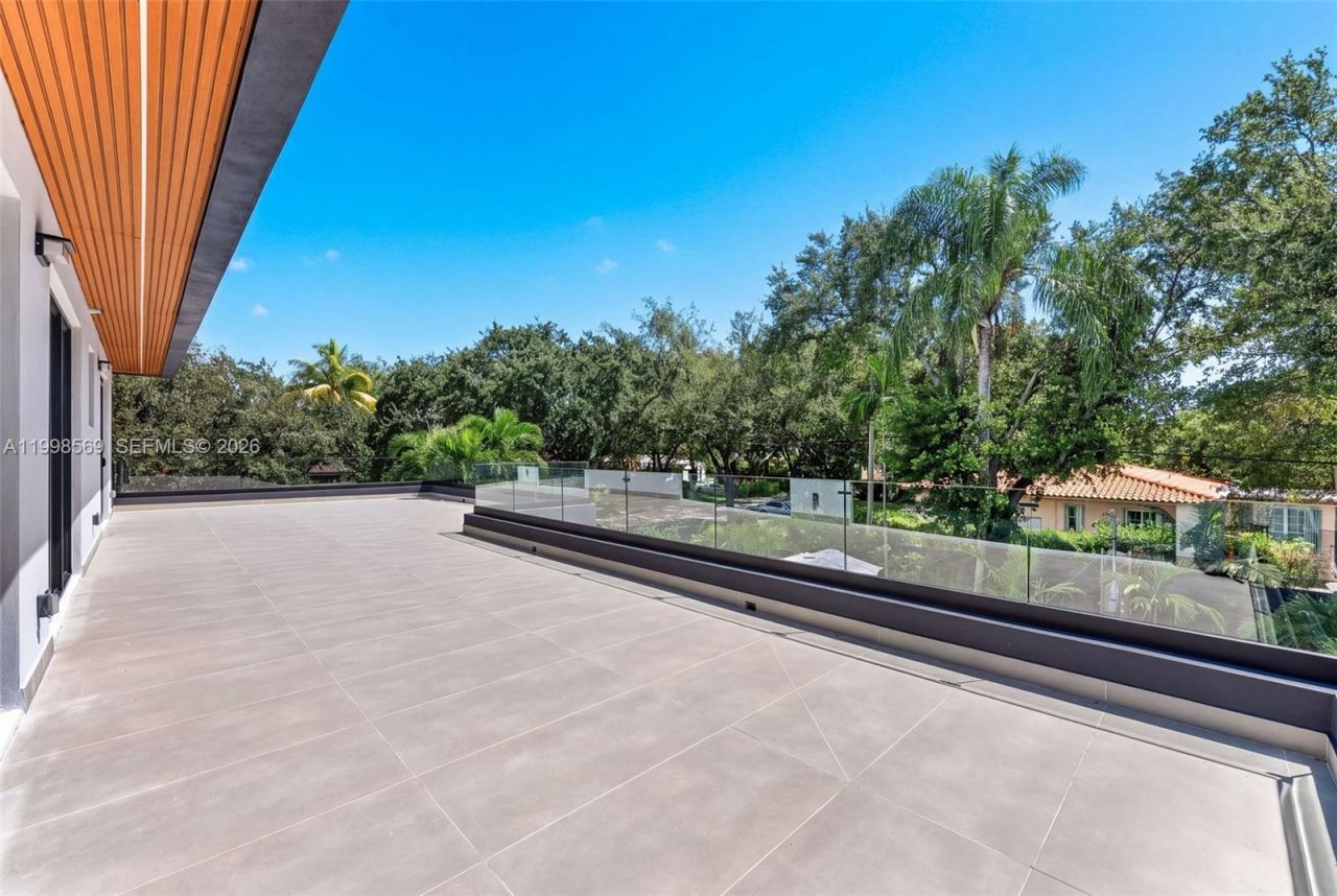 9833 N Miami Ave, Miami Shores, FL 33150 Photo