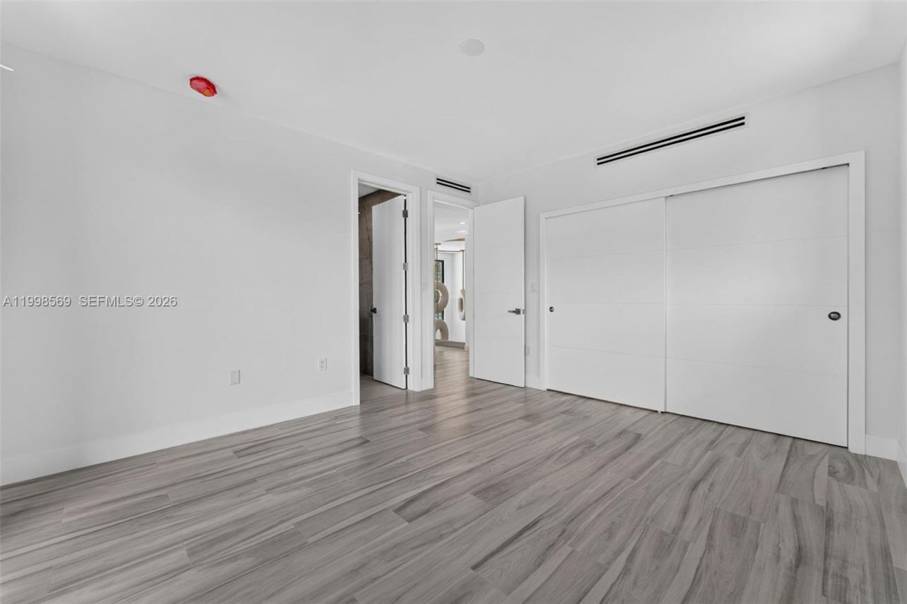 9833 N Miami Ave, Miami Shores, FL 33150 Photo