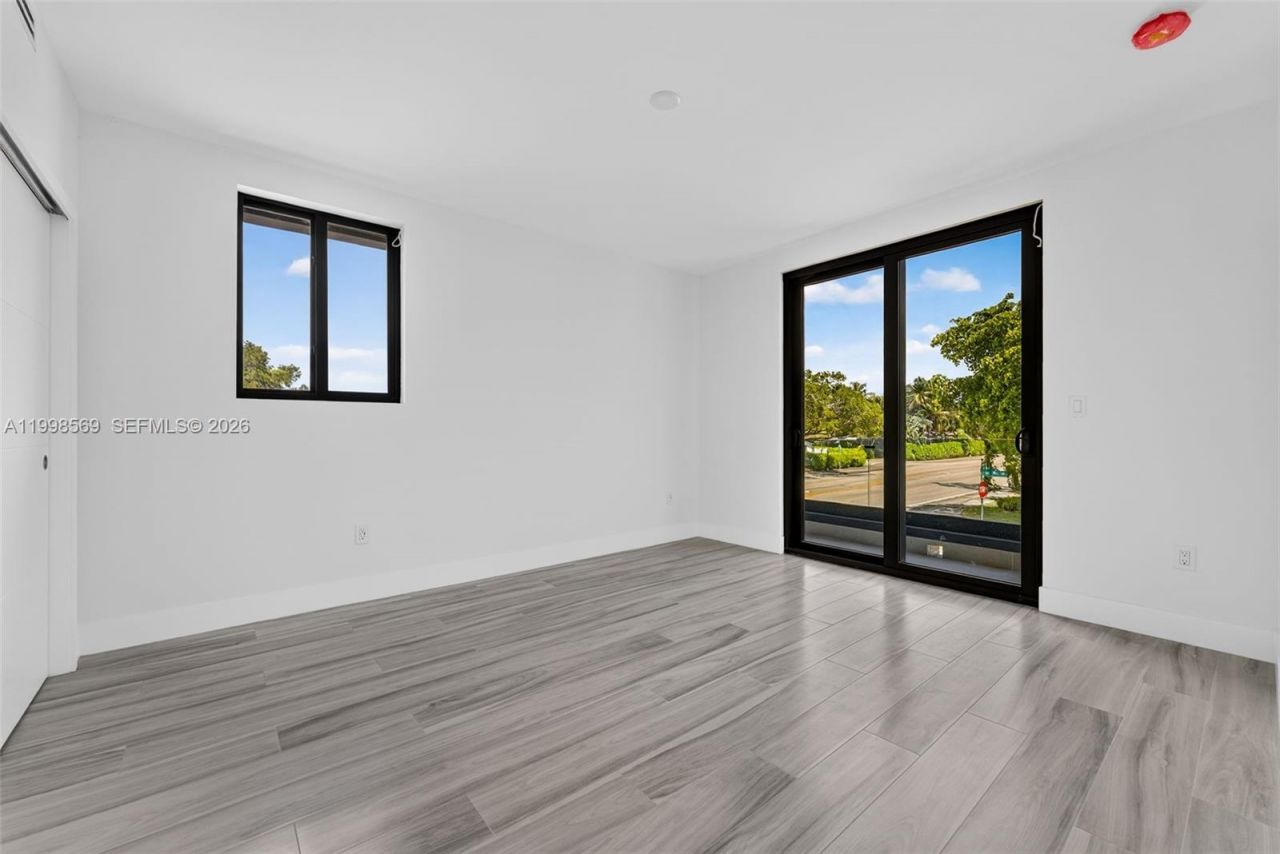 9833 N Miami Ave, Miami Shores, FL 33150 Photo