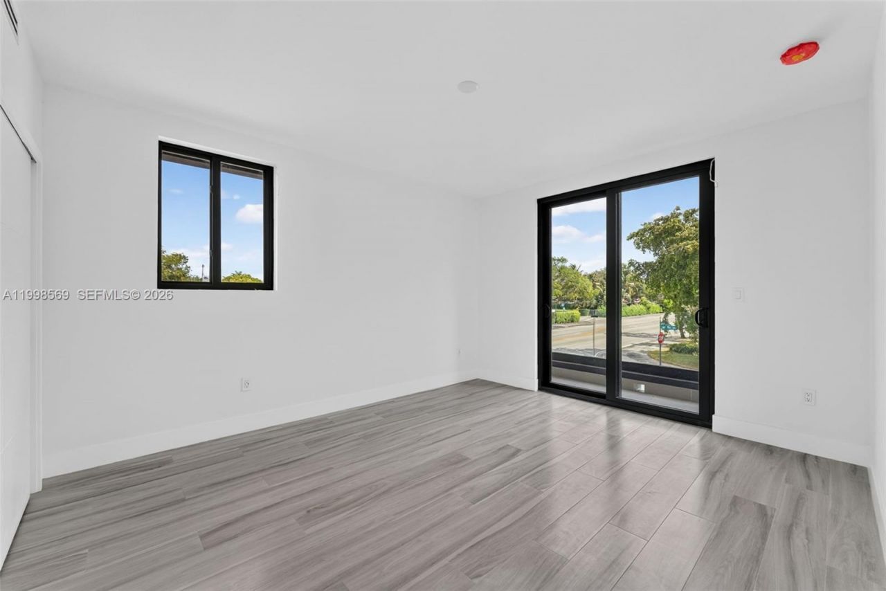 9833 N Miami Ave, Miami Shores, FL 33150 Photo
