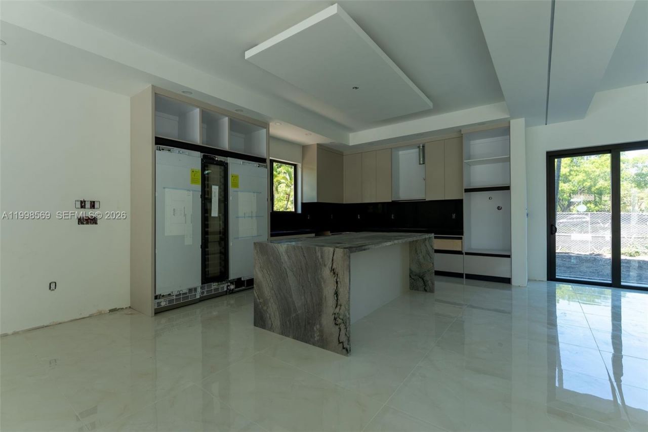 9833 N Miami Ave, Miami Shores, FL 33150 Photo