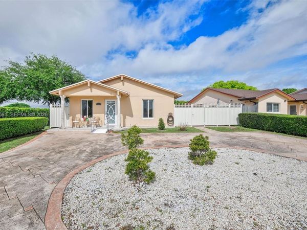 4218 SW 138th Ct , Miami, FL 33175