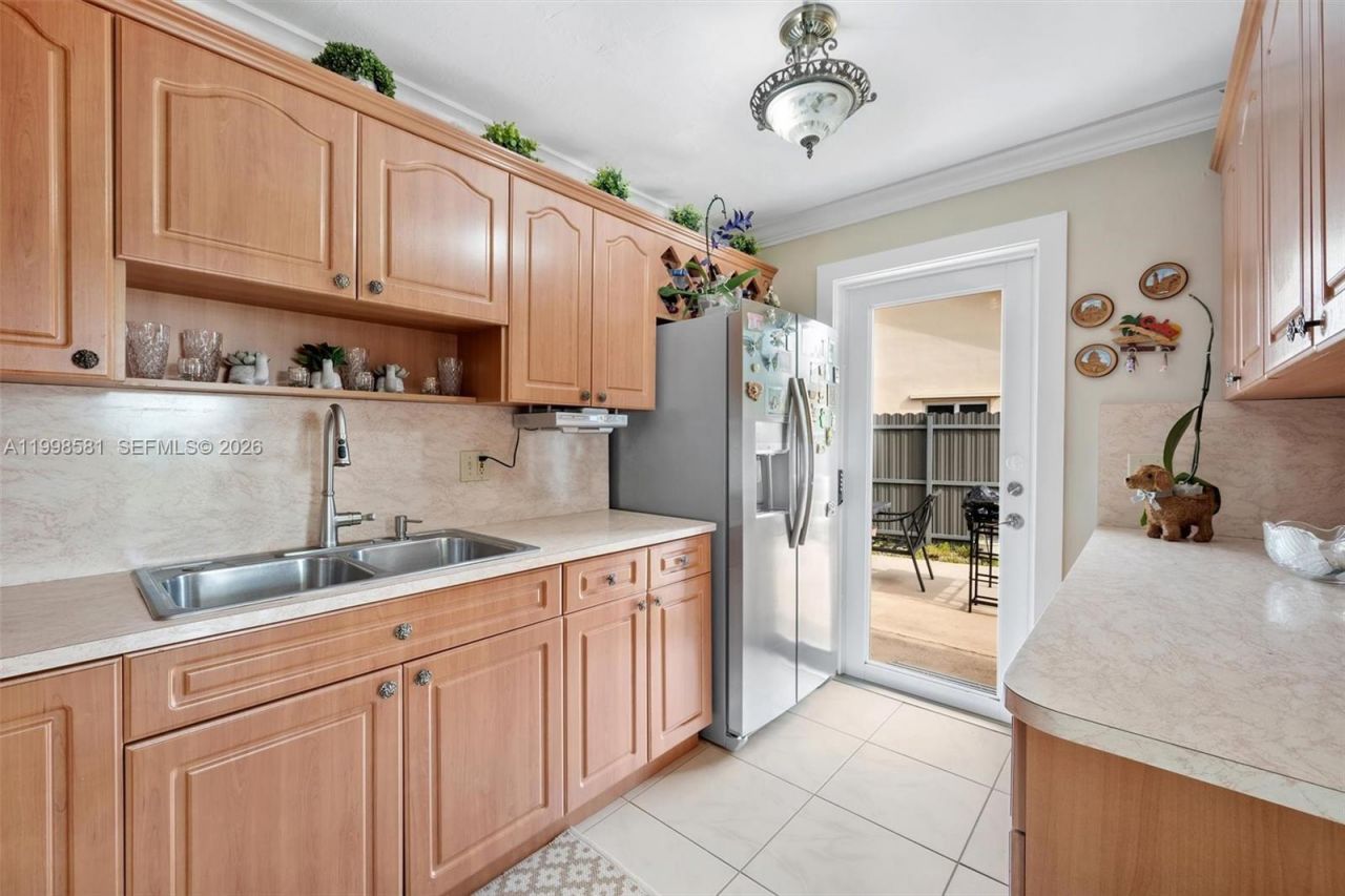 4218 SW 138th Ct, Miami, FL 33175 Photo