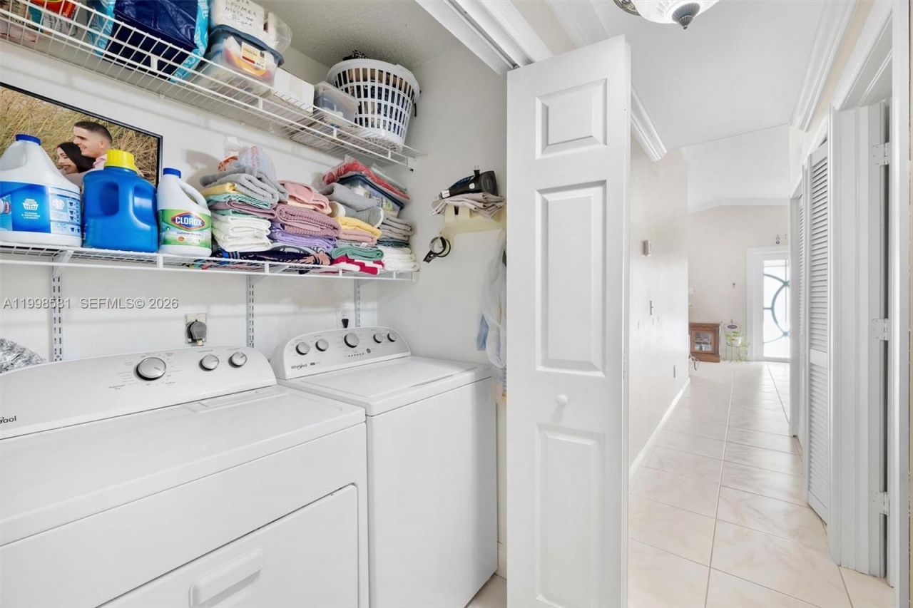 4218 SW 138th Ct, Miami, FL 33175 Photo