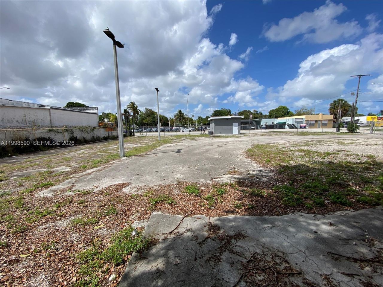 300 NW 79th St, Miami, FL 33150 Photo