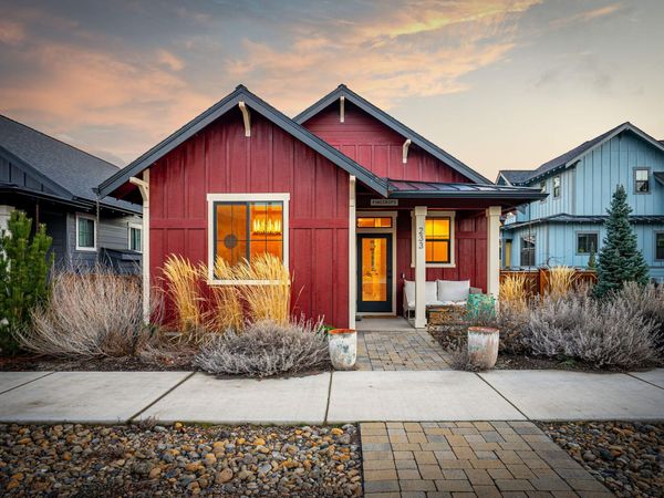 233 W Heising Drive, Sisters, OR 97759