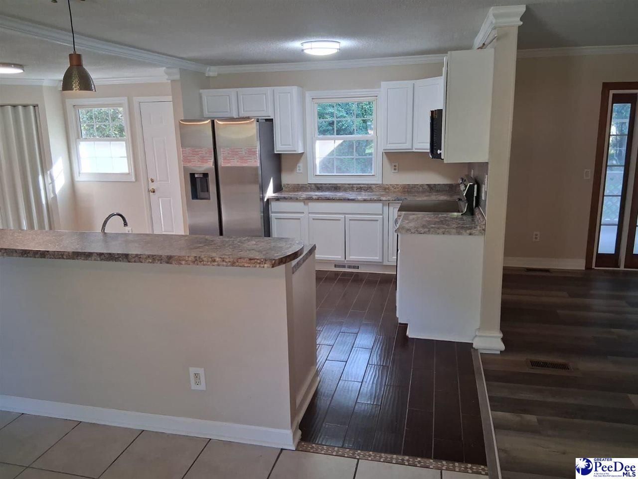 1225 Manorway Drive Photo 6