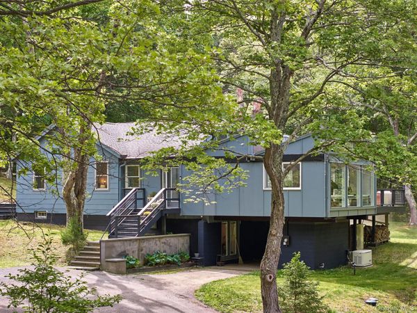 611 N Clove Road, Millbrook, NY 12545