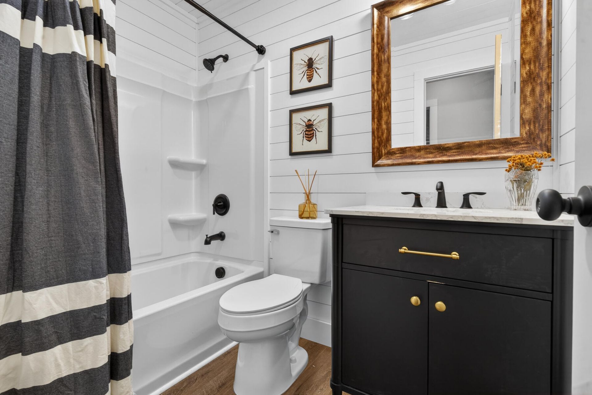 217 Tupperway Drive Photo 21