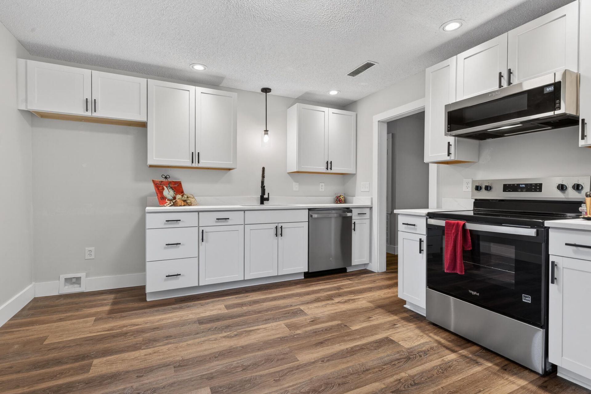 217 Tupperway Drive Photo 4