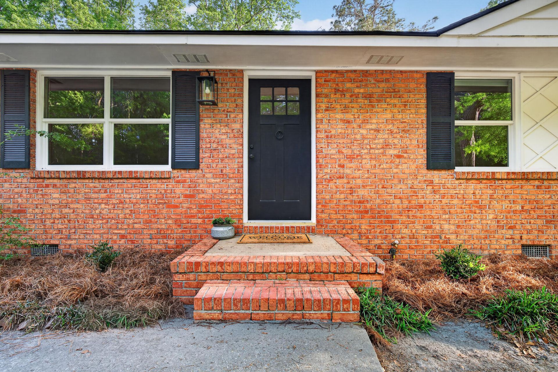 217 Tupperway Drive Photo 6