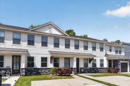 7795 Park Gate Drive photo 4