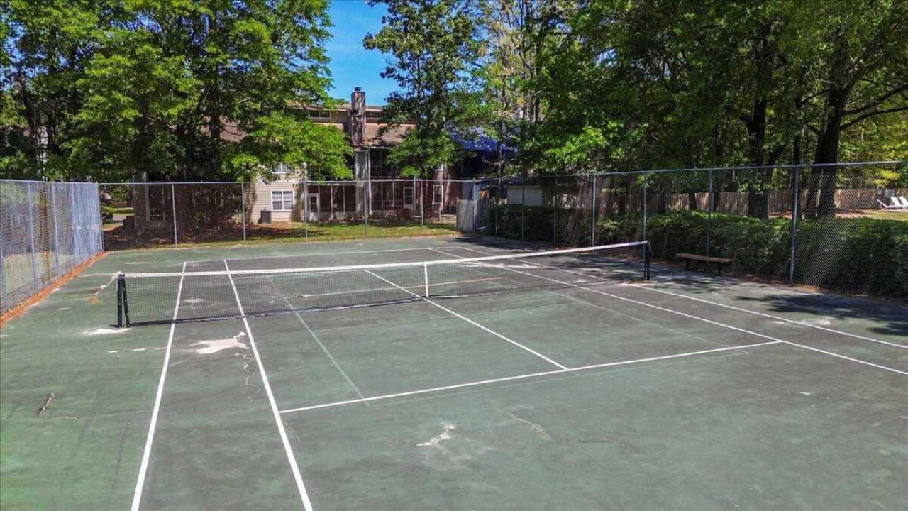 7795 Park Gate Drive Photo 30