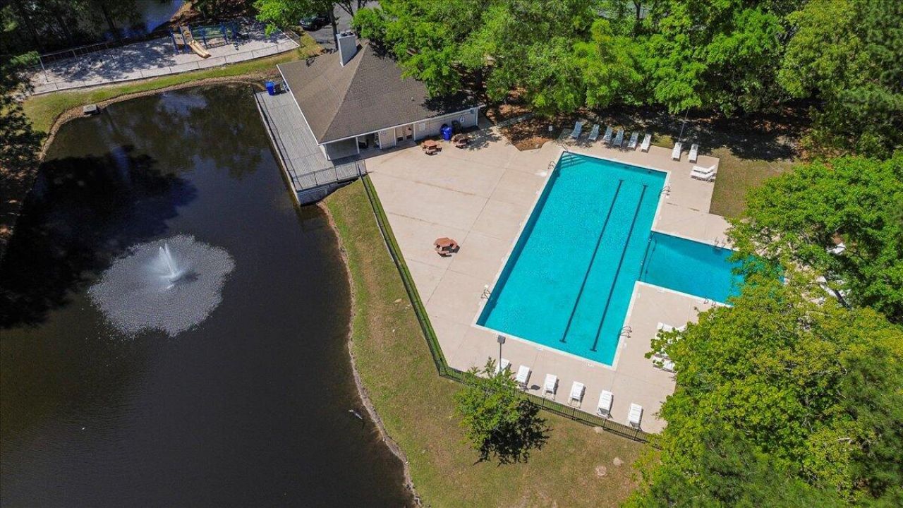 7795 Park Gate Drive Photo 37