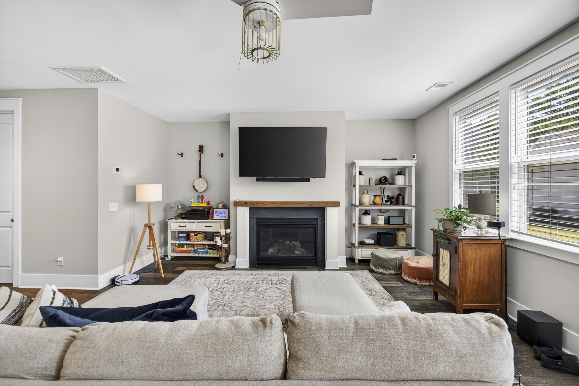 165 Village Ponds Drive Photo 14