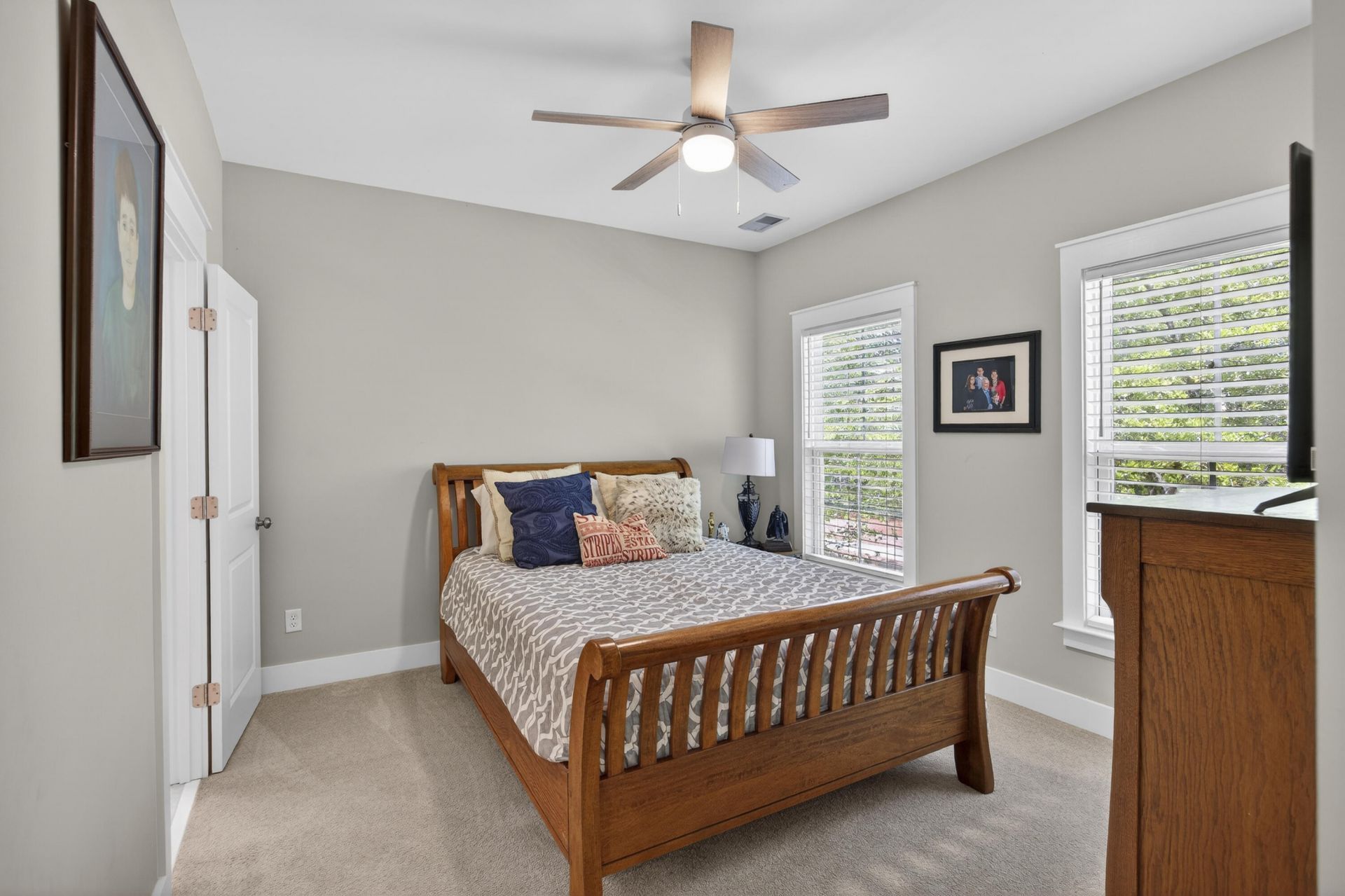 165 Village Ponds Drive Photo 23