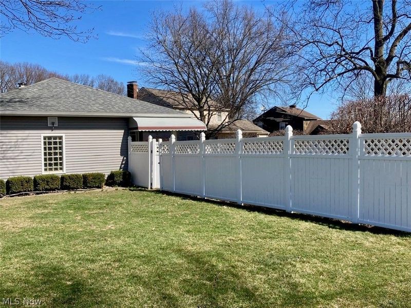 2305 S Schenley Avenue, Youngstown, OH 44511 Photo 14