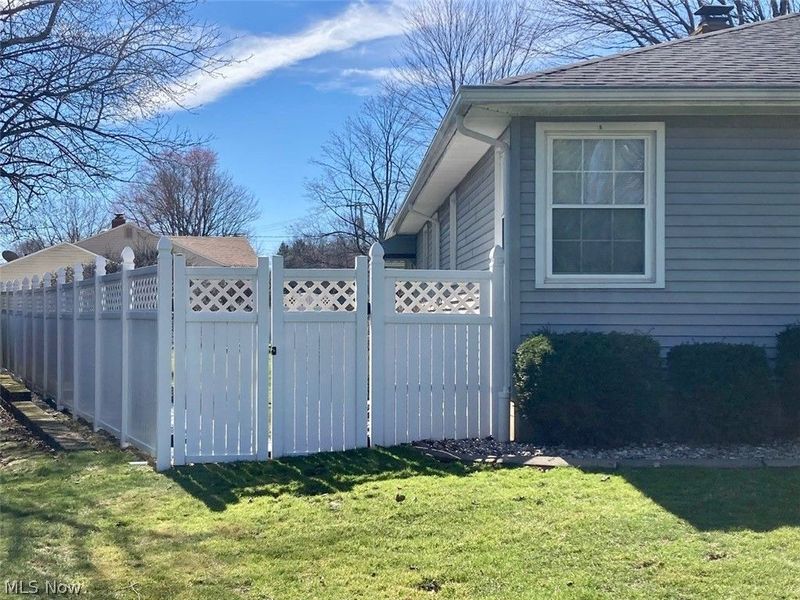 2305 S Schenley Avenue, Youngstown, OH 44511 Photo 18