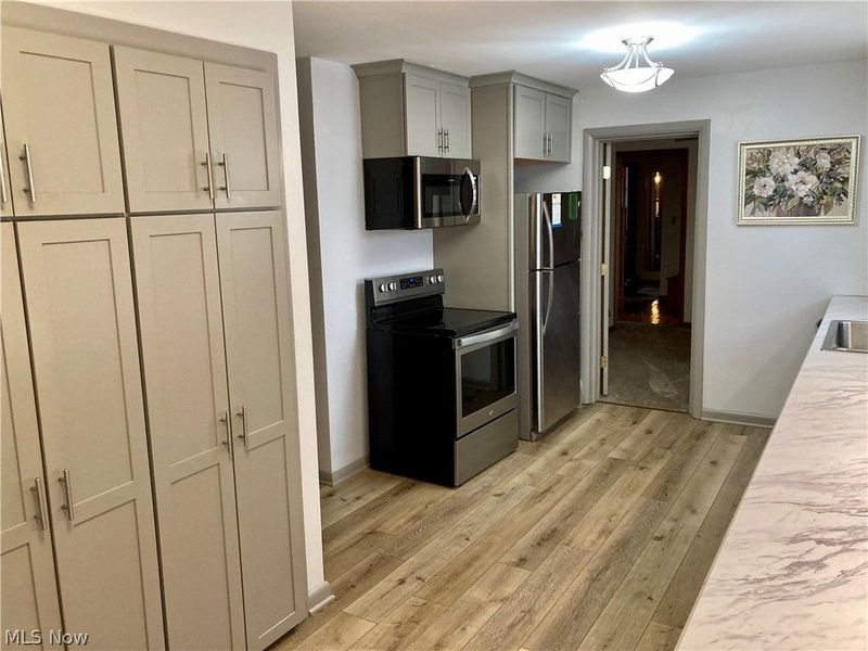 2305 S Schenley Avenue, Youngstown, OH 44511 Photo 28