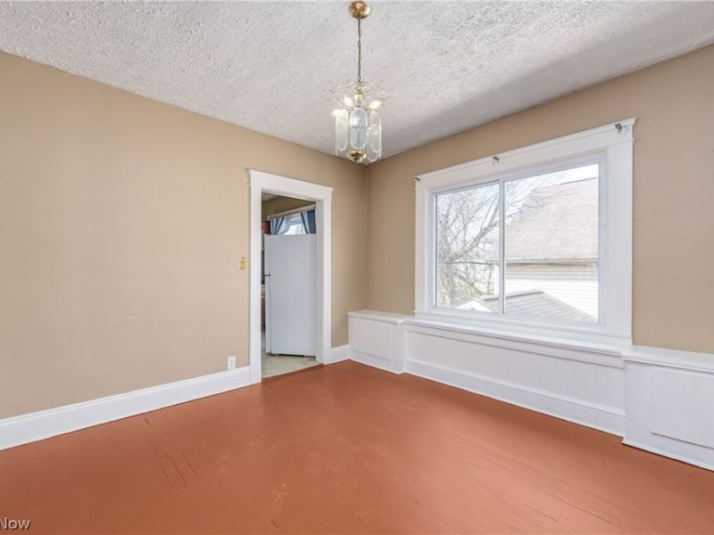 8206 Crumb Avenue, Cleveland, OH 44103 Photo 12