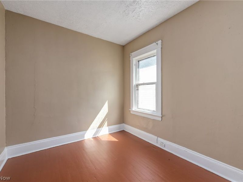 8206 Crumb Avenue, Cleveland, OH 44103 Photo 30