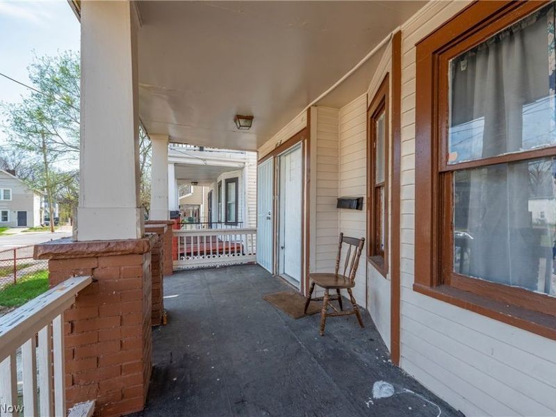 8206 Crumb Avenue, Cleveland, OH 44103 Photo 7