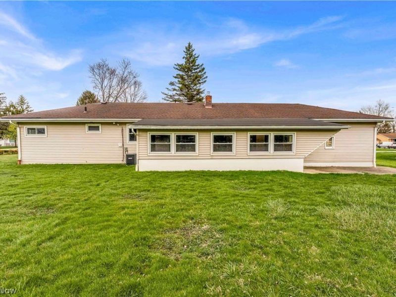 25121 Price Road, Bedford Heights, OH 44146 Photo 30