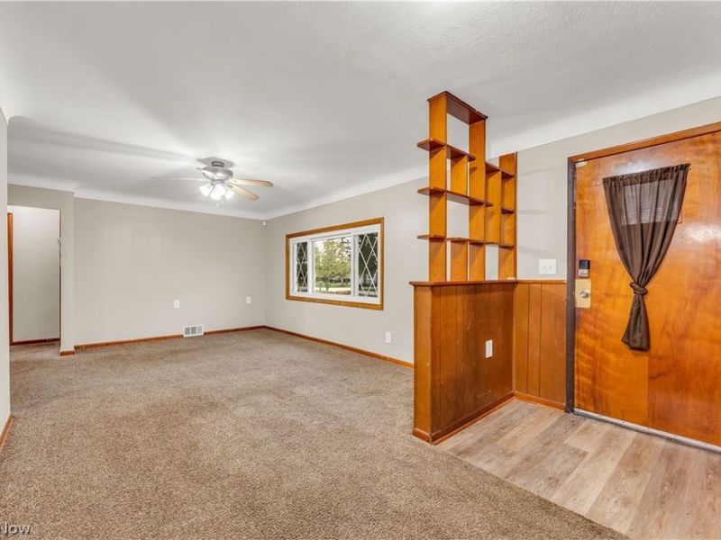 25121 Price Road, Bedford Heights, OH 44146 Photo 5