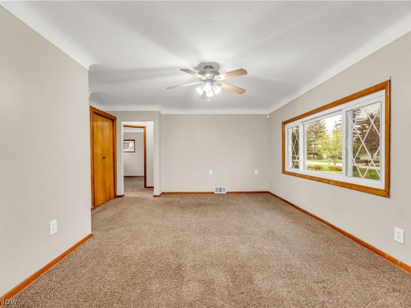 25121 Price Road, Bedford Heights, OH 44146 Photo 6